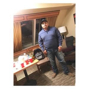 Meet your Posher, Eduardo